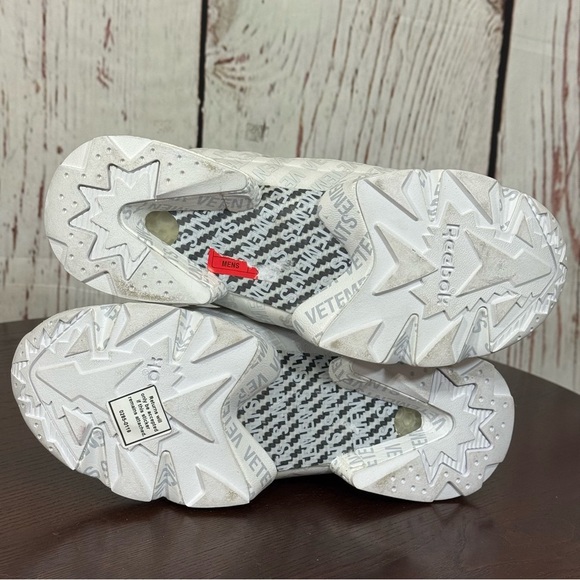 VETEMENTS X REEBOK instapump fury OG emoji white sneakers Men’s 6 Women’s 7 GUC - Picture 6 of 17